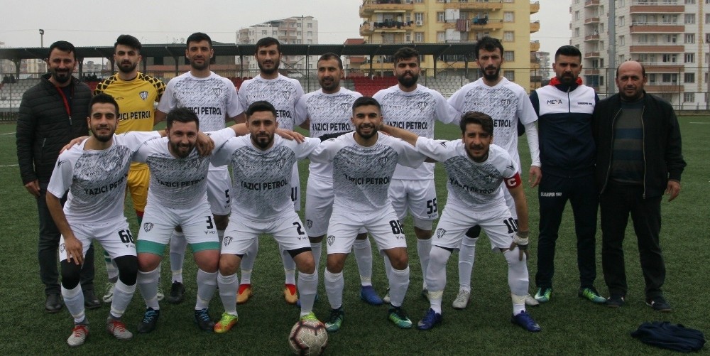 Silvan Aslanspor Çamlıca Gençlikspor’u 4-0 mağlup etti 