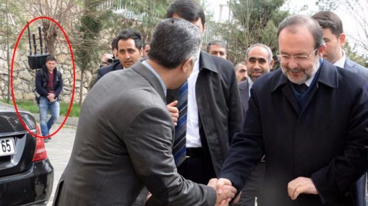 Dikkat çeken detay! Görmez'in peşini bırakmadı