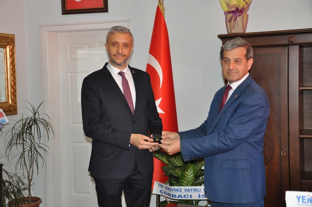 Simav Belediyesi’nde devir-teslim töreni 