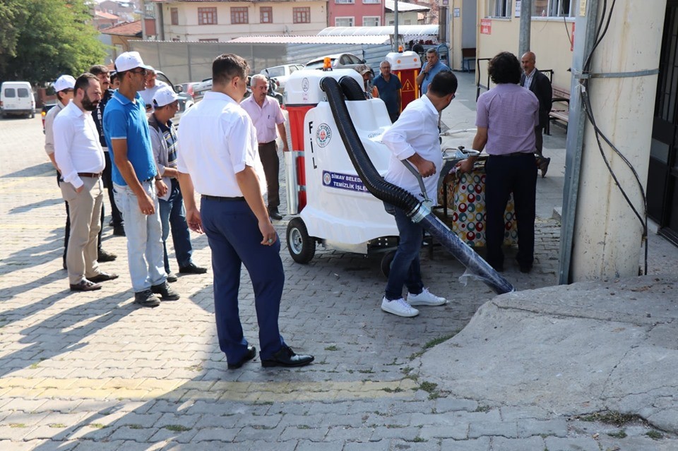 Simav’a teknolojik temizlik aracı 