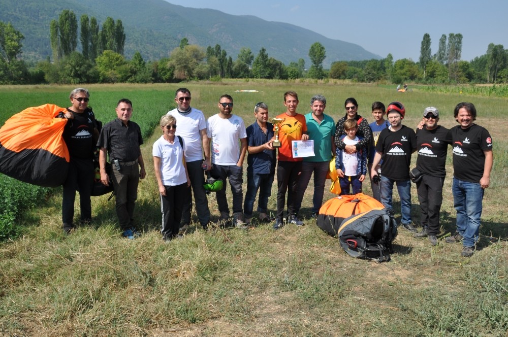 Simav’da Yamaç Paraşütü Festivali 