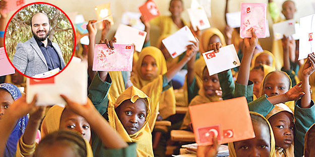Şimdi de ‘Askıda Mektup Var’! Afrika’nın gönül postacısı