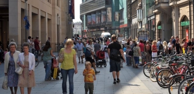 Almanya şimdi de batıdan doğuya