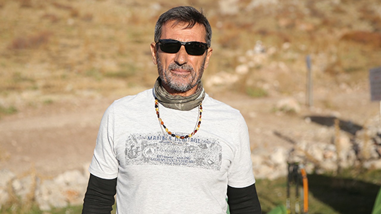 Şimdi de gözünü yurt dışına dikti: 61’lik delikanlının yaptığını duyan şaşırıyor