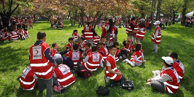 Şimdi de ‘Kızılay kan sattı yalanı