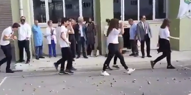 'Simit atma töreni' adı altındaki skandal görüntülere inceleme başlatıldı!