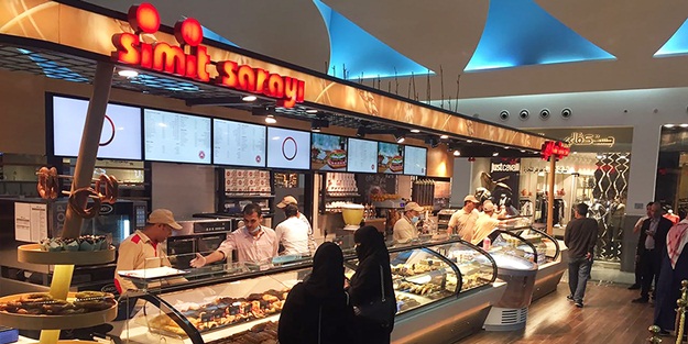 Simit Sarayı Arap Yarımadası'nda büyümeye devam ediyor