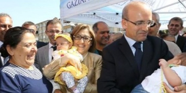 Şimşek'in kızı Azra'da müjde geldi!