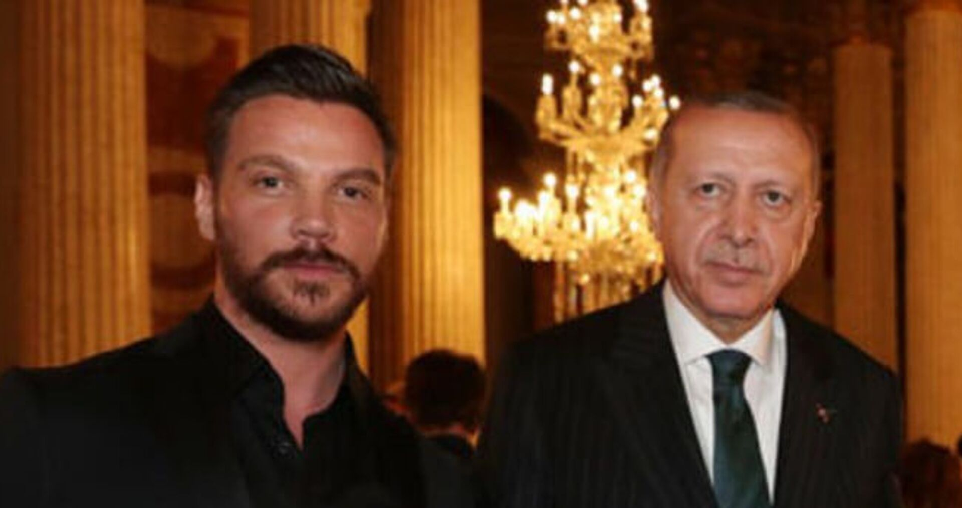 Sinan Akçıl konserde 