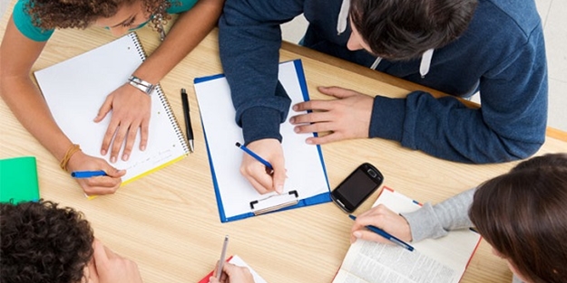 Sınav döneminde aileler ne yapmalı?