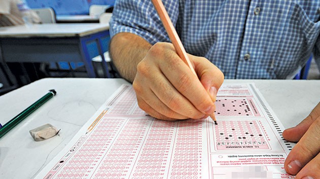 Sınav sorularını çalarak 27 yıldır TSK'ya sızdıklarını itiraf etti