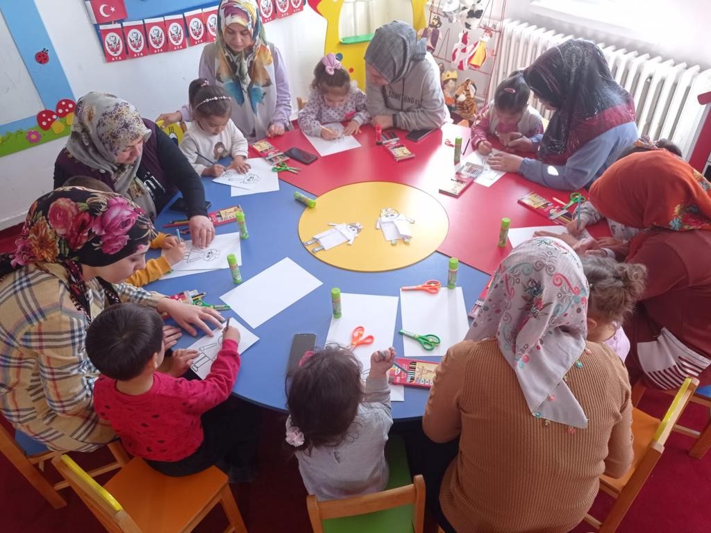 Sincan Anne-Çocuk Oyun Evlerinden neşe yükseliyor