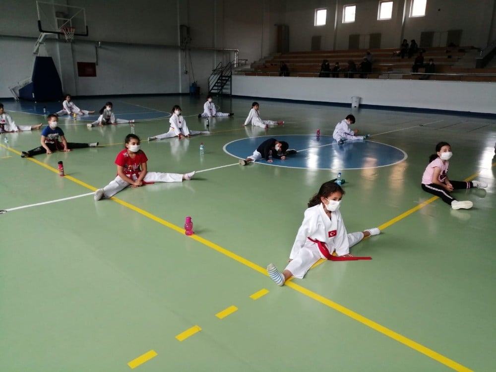 Sincan Belediyesi geleceğin sporcularını yetiştiriyor 