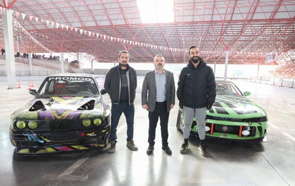 Sincan’da drift gösterisi nefesleri kesti
