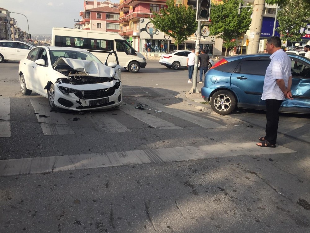 Sincan’da trafik kazası:1 yaralı 