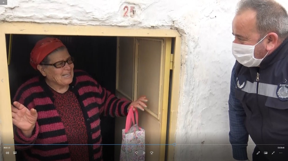 Sındırgı zabıtası yaşlıların emrinde 