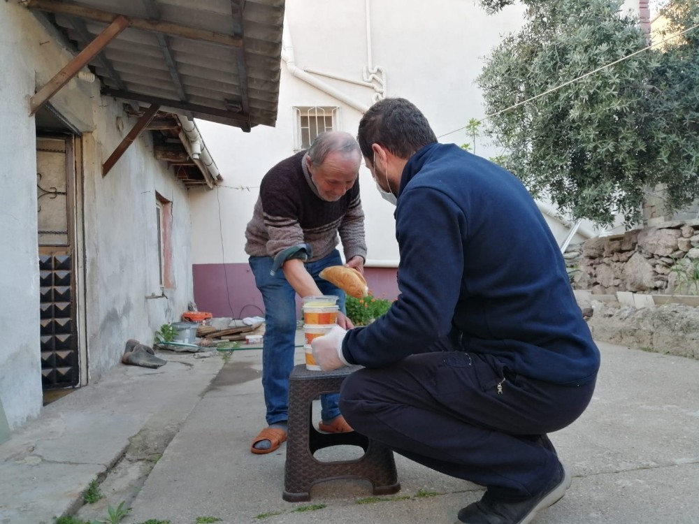 Sındırgı’da iftar çadırı evlere geldi 