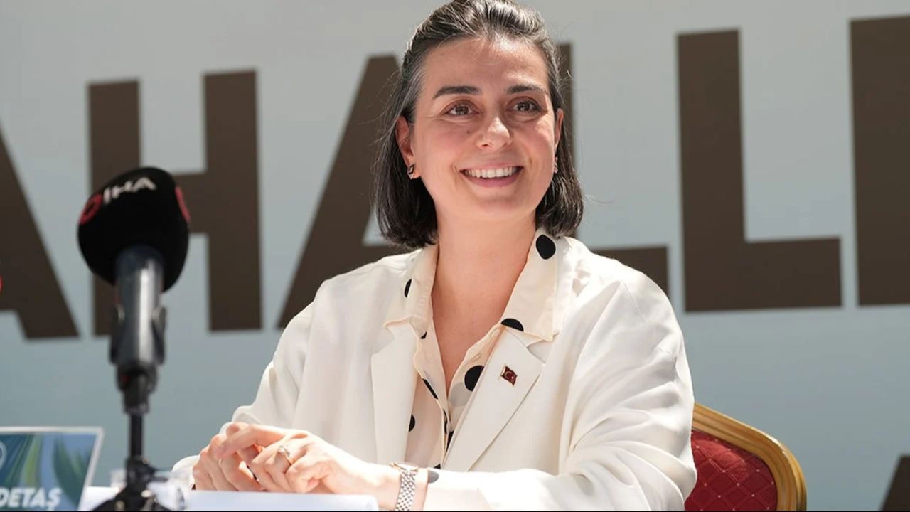 Sinem Dedetaş kimdir?