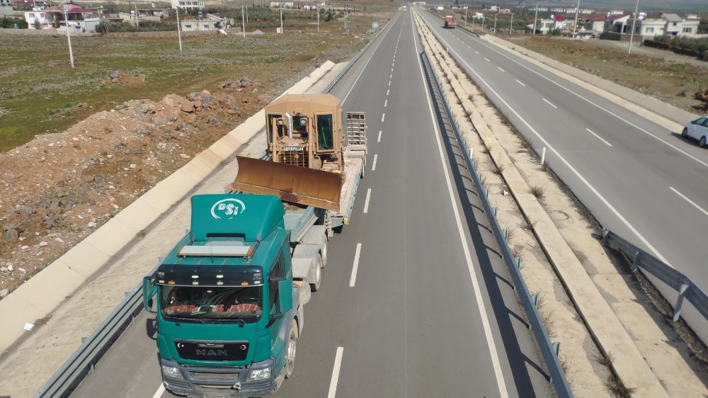 Sınır birliklerine tank sevkıyatı 
