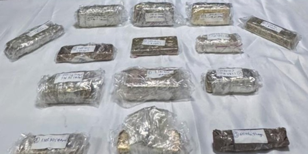 Sınır kapısında 25 kilo altın ele geçirildi
