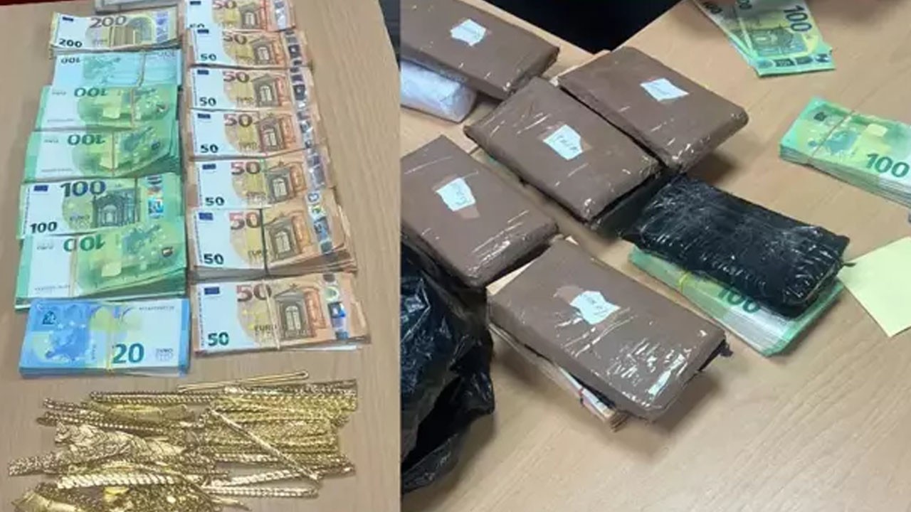 Sınır kapısında ele geçirildi: kaçak altın ve döviz yakalandı