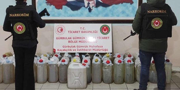 Sınır kapısında yüklü miktarda metamfetamin ele geçirildi
