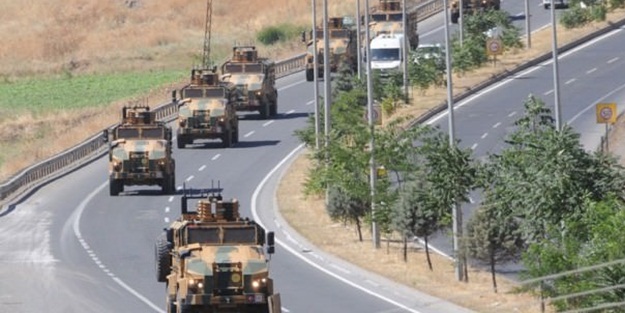 Sınıra askeri sevkiyat