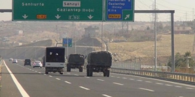 Sınırda askeri hareketlilik