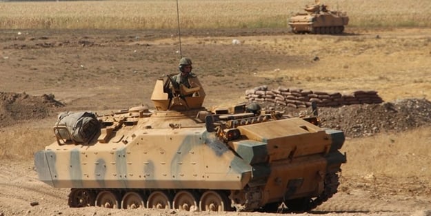 Sınırda askeri hareketlilik sürüyor