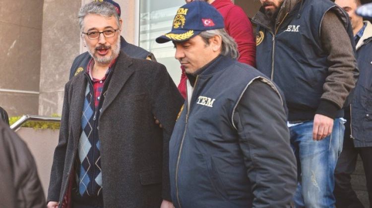 Sınırda gözümüzü alçaklar kör etmişler