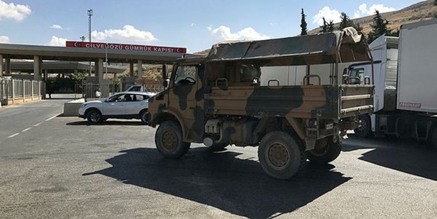 Sınırdaki hoparlörlerden o sesler yükseliyor