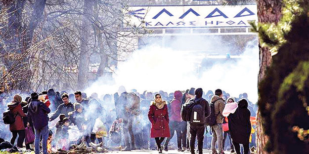 Kapılar açıldı, batı’nın ‘insanlık’ maskesi düştü