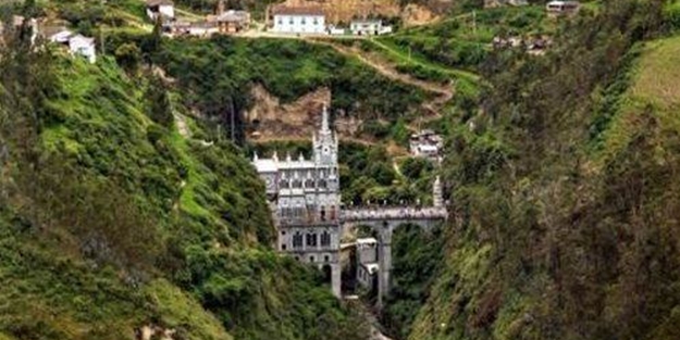 Sınırları zorlayan mimari yapılar - FOTO