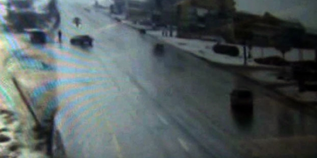 Sinirlenen sürücü hıncını alamazsa...