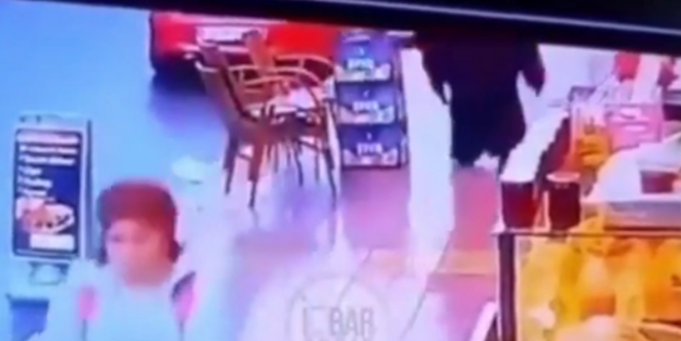 Kaldırım işgali yapan tekelci bir de üste çıktı!