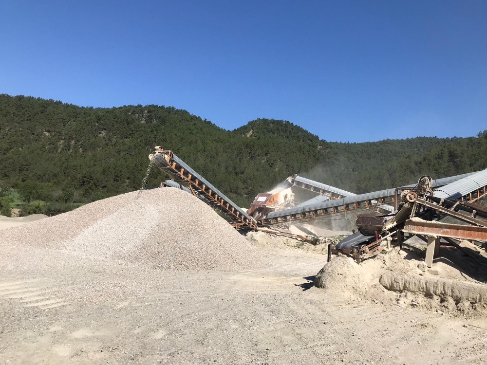 Sinop özel idarede şantiyeler çalışıyor 