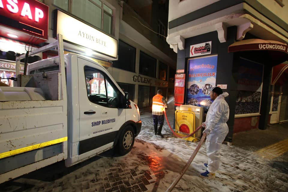 Sinop’ta 7/24 dezenfekte çalışması 