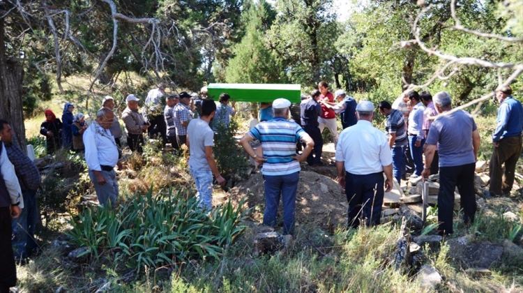 Sinop'ta mezarı açılan yaşlı kadınla ilgili şok gerçek!