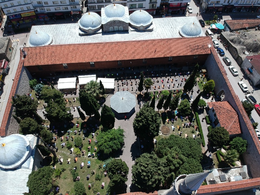 Sinop’ta salgın sürecindeki ikinci cuma namazı kılındı 