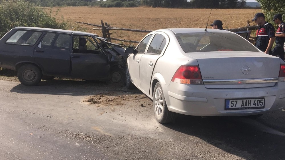 Sinop’ta trafik kazası: 6 yaralı 