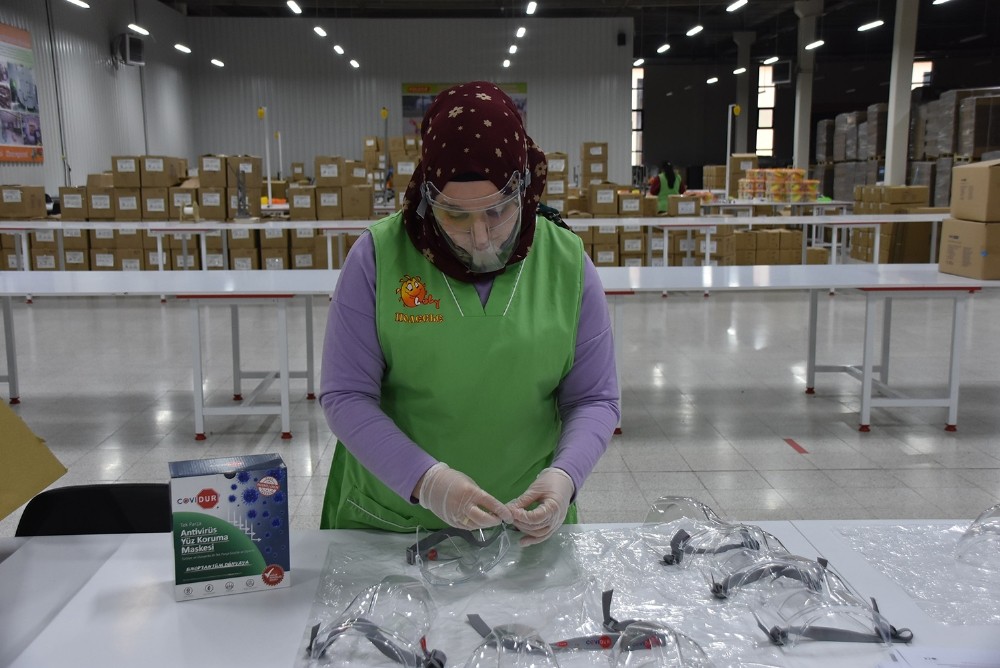 Sinop’ta üretilen maskeler ülke sınırlarını aşacak 