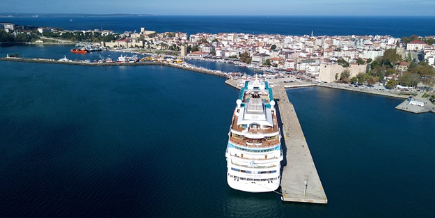 Sinop'u kruvaziyer turizmiyle beş ayda 15 bin turist ziyaret etti