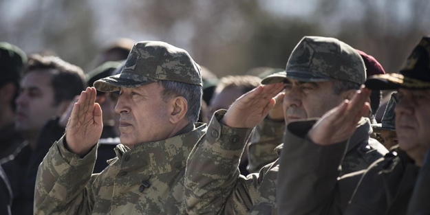 İşte sinsi planı bozan kahraman asker!