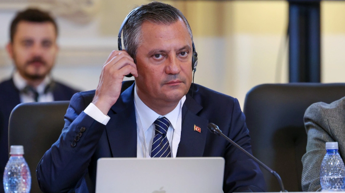 ŞİÖ’yü kötüledi Avrupa Birliği’ni övdü