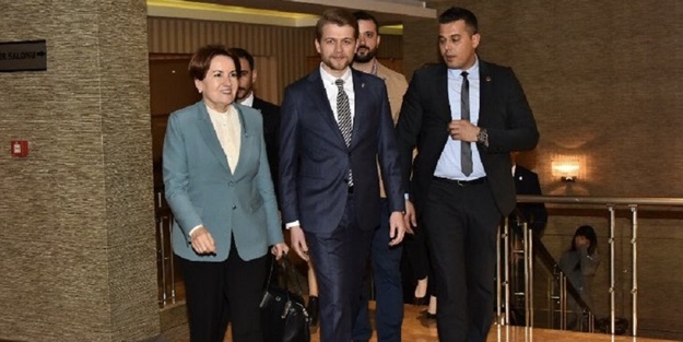Akşener'in gençlik kolları başkanı sırasını beğenmedi, istifa etti