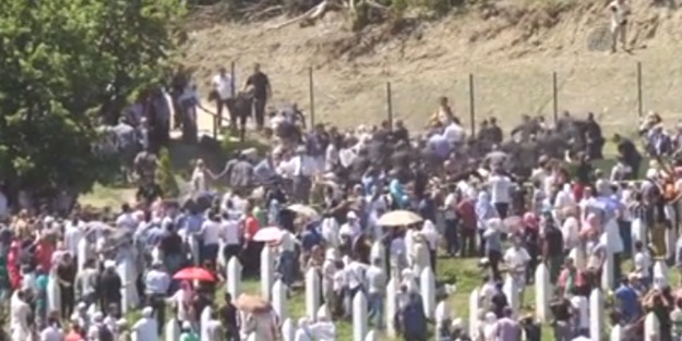 Sırbistan Başbakanı böyle kaçtı