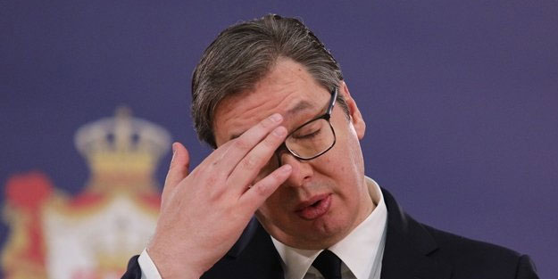 Sırbistan Cumhurbaşkanı öksürük krizine girdi