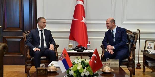 Sırbistan Savunma Bakanı'ndan Soylu için çarpıcı sözler: Abi olarak görüyorum