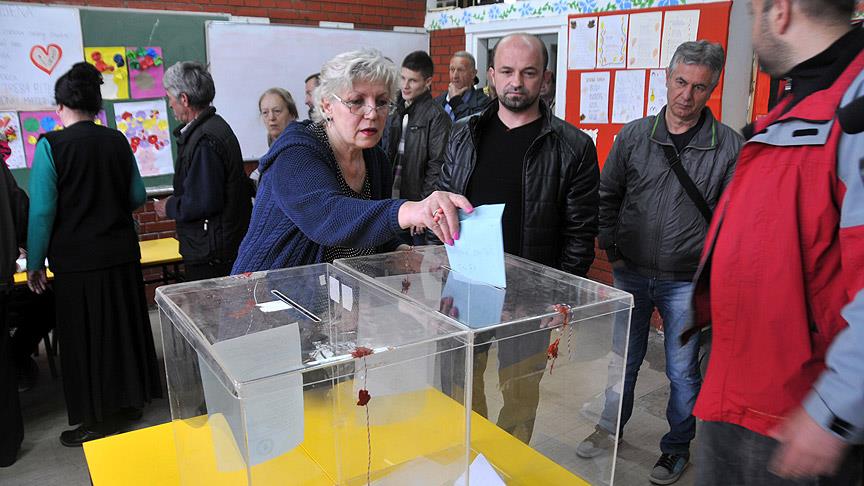 Sırbistan'da oy kullanma işlemi son buldu