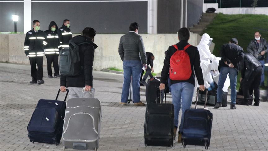 Sırbistan'dan getirilen 94 Türk vatandaşı Kütahya'daki yurtlara yerleştirildi